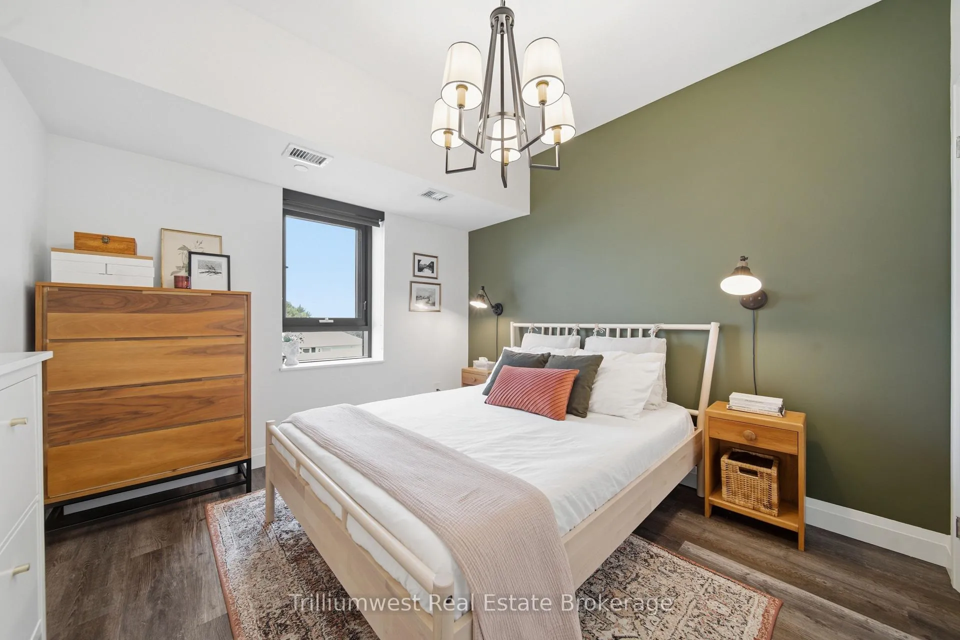 Photo 20 of Unit 202, 332 Gosling Gardens, Guelph, Clairfields/Hanlon Business Park — HOMEH