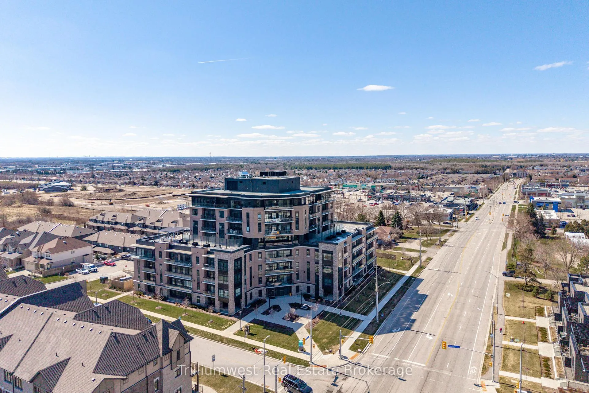 Photo 32 of Unit 202, 332 Gosling Gardens, Guelph, Clairfields/Hanlon Business Park — HOMEH