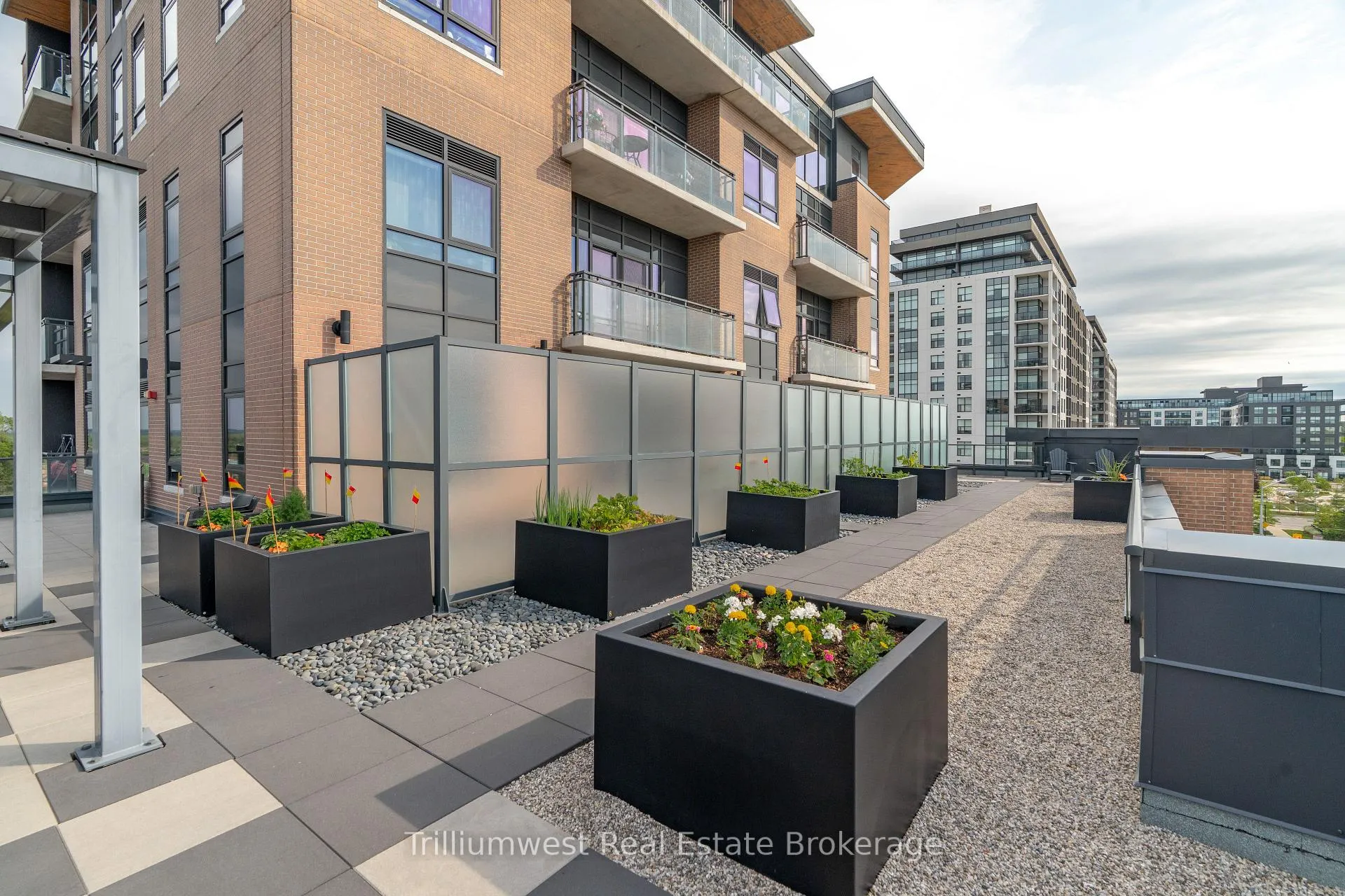 Photo 40 of Unit 202, 332 Gosling Gardens, Guelph, Clairfields/Hanlon Business Park — HOMEH