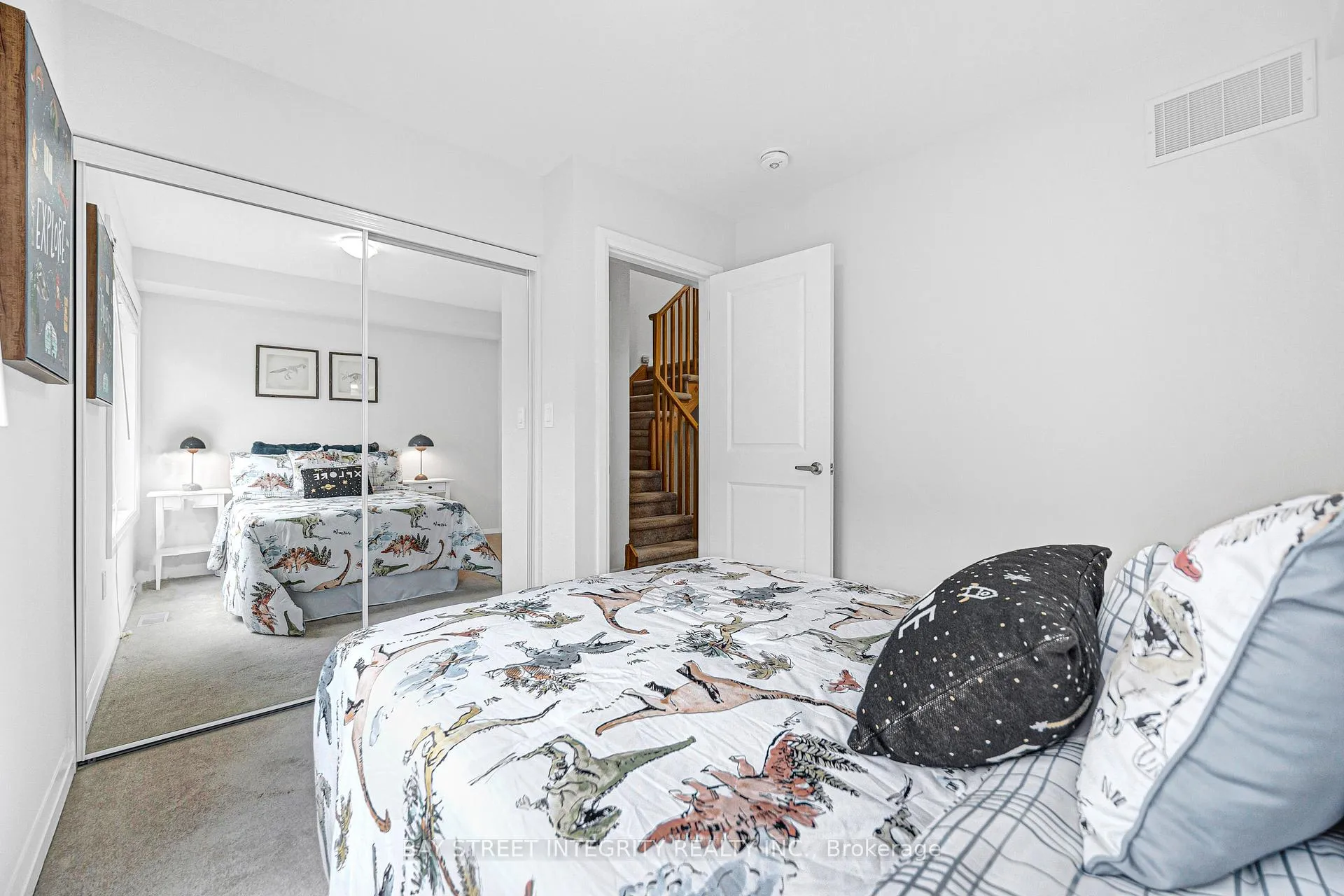 Photo 35 of 139 Stanley Greene Boulevard, North York, Downsview-Roding-CFB — HOMEH