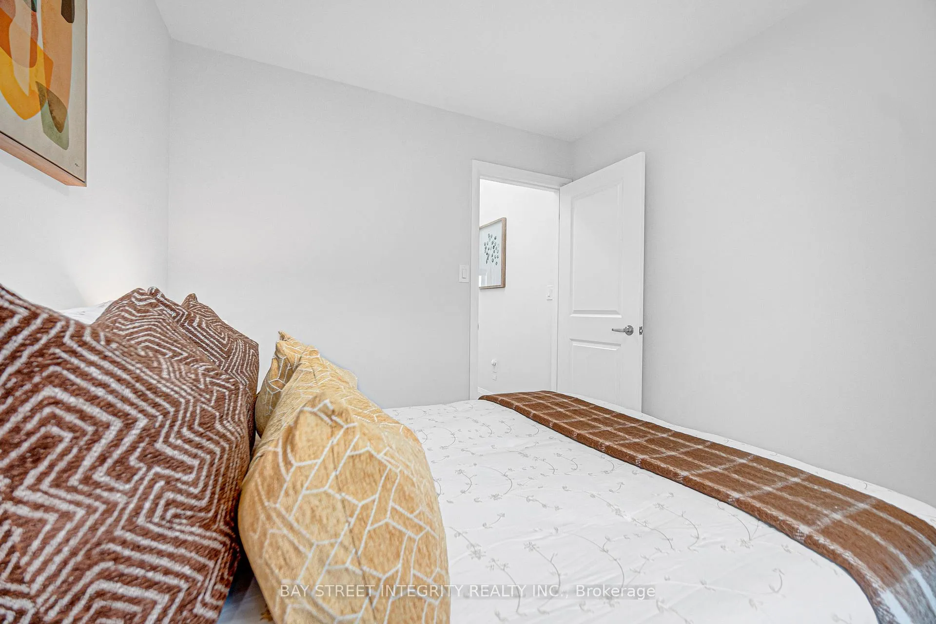 Photo 39 of 139 Stanley Greene Boulevard, North York, Downsview-Roding-CFB — HOMEH