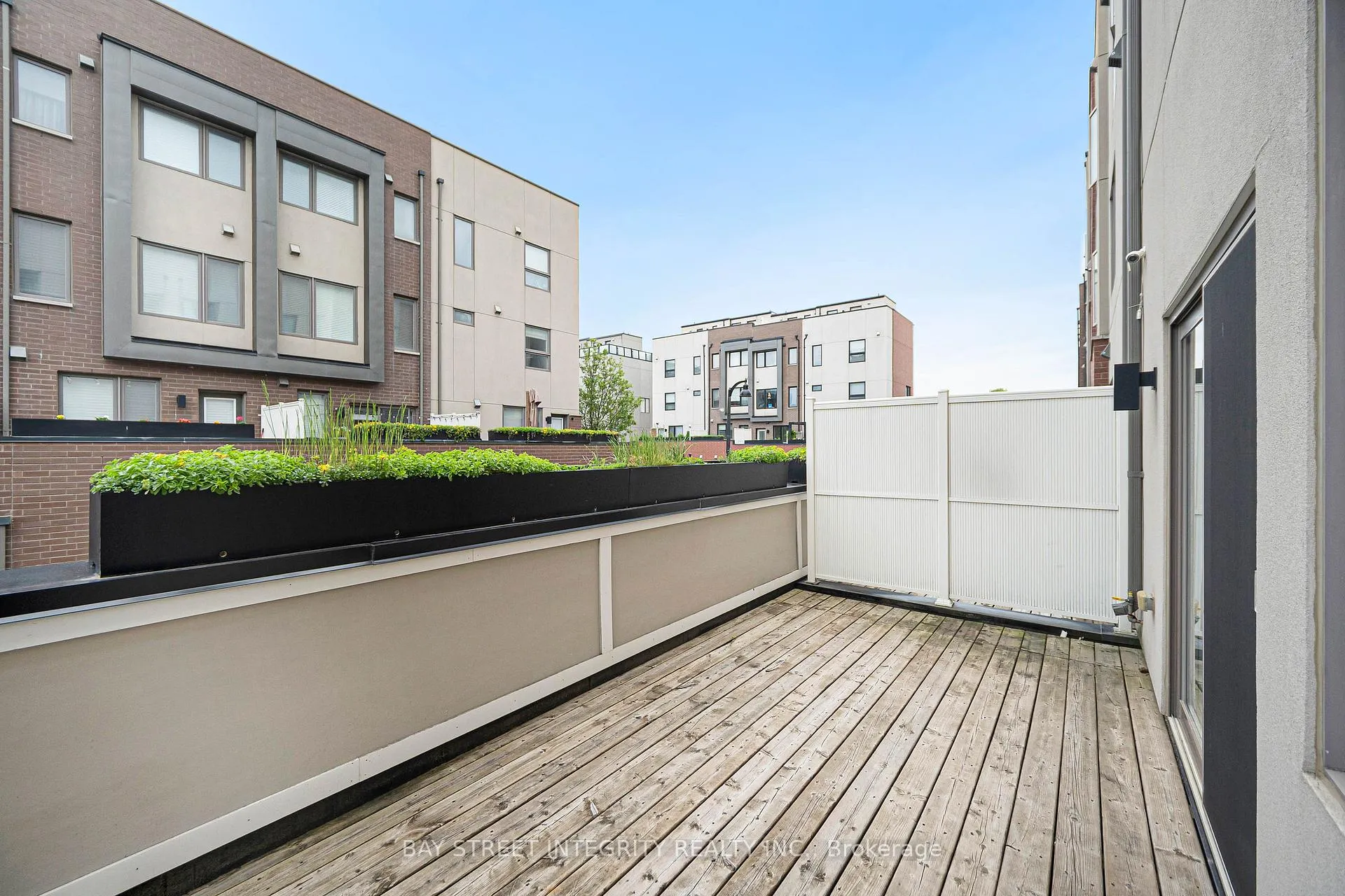 Photo 47 of 139 Stanley Greene Boulevard, North York, Downsview-Roding-CFB — HOMEH