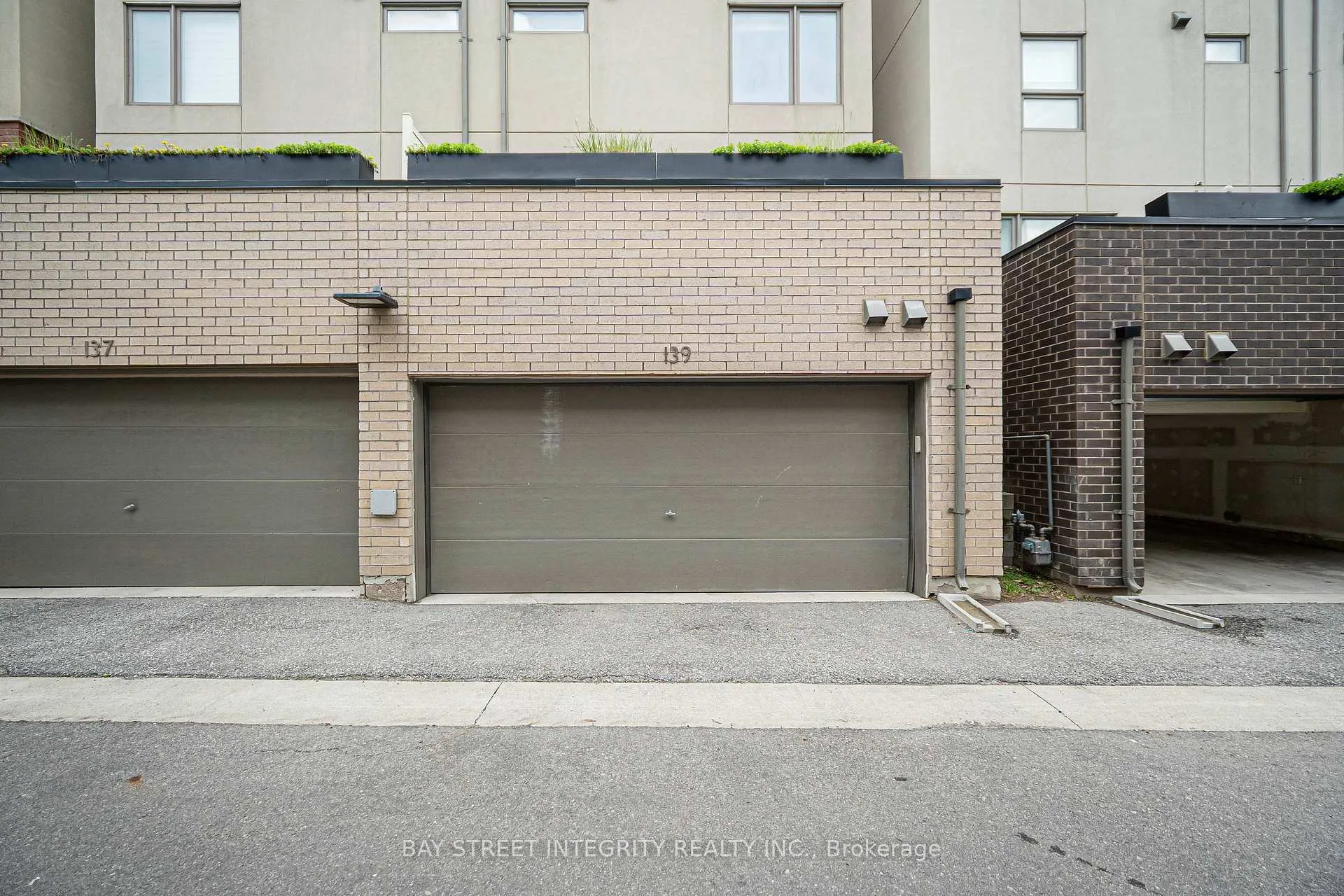 Photo 48 of 139 Stanley Greene Boulevard, North York, Downsview-Roding-CFB — HOMEH