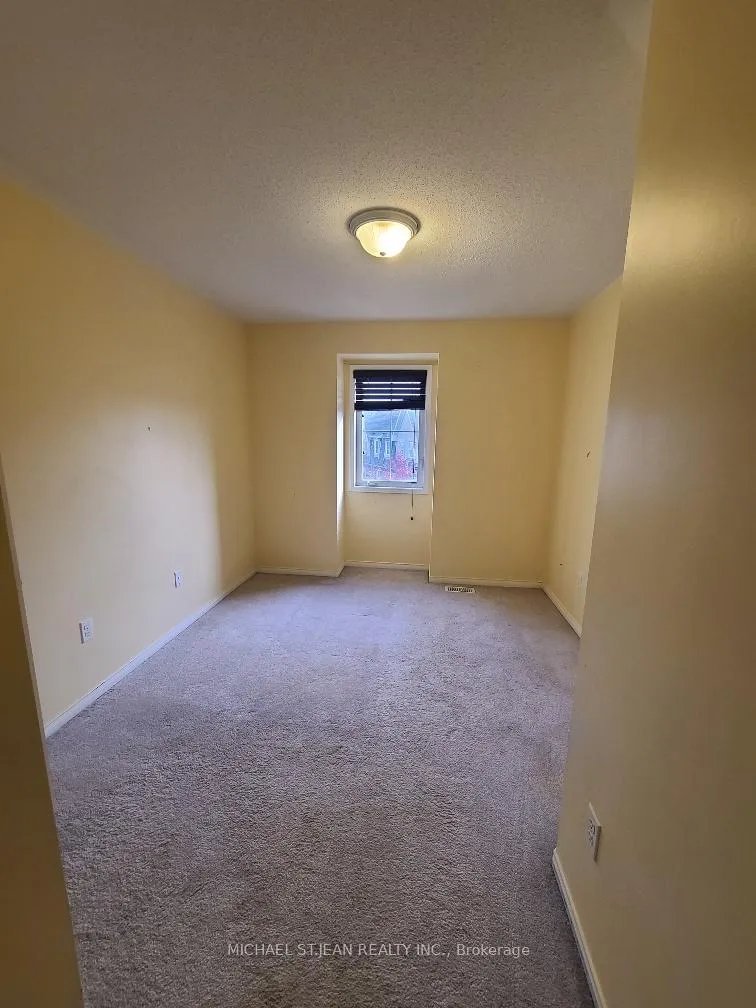 Photo 13 of 30 Burtonbury Lane, Ajax, Northeast Ajax — HOMEH