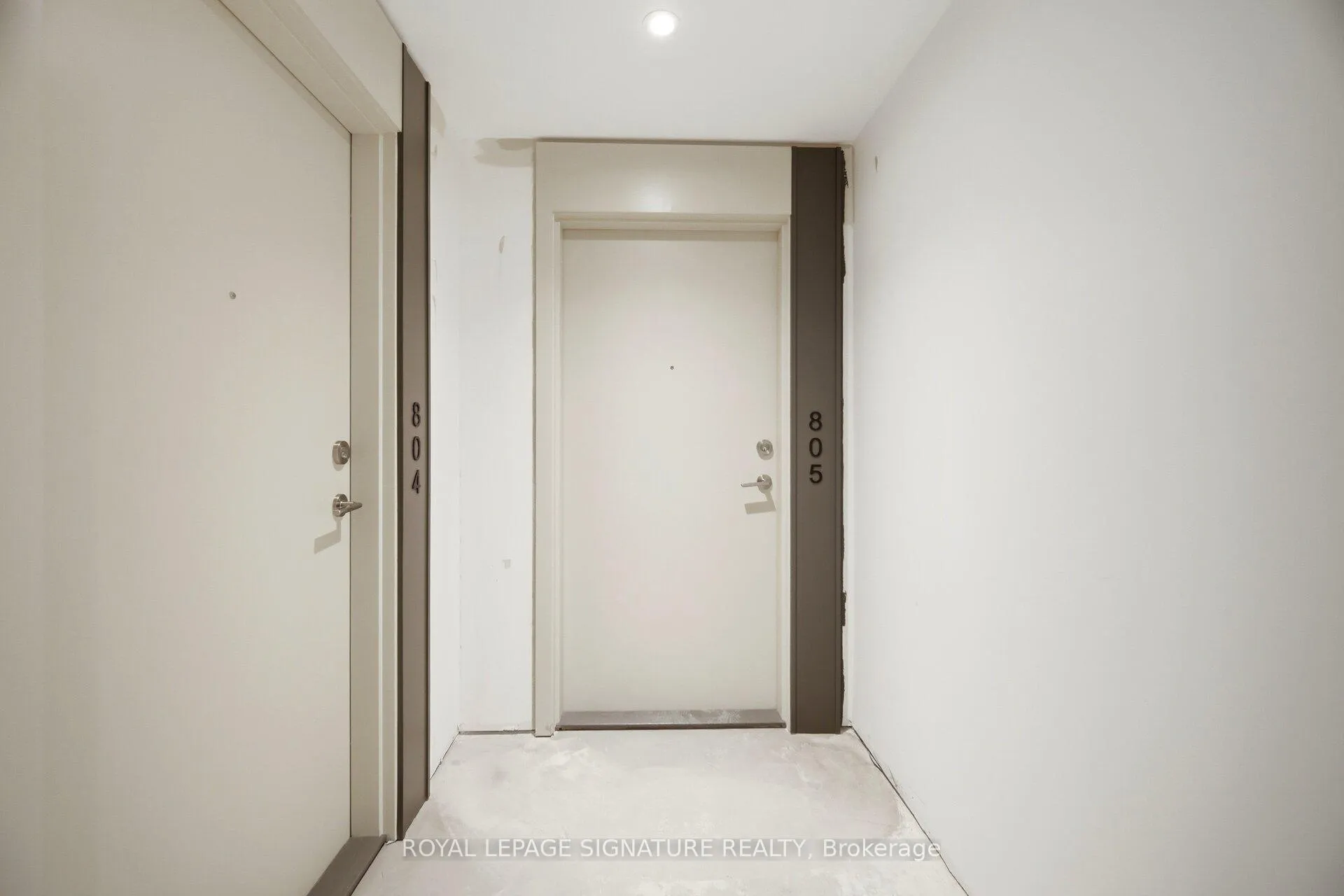 Photo 7 of Unit 805, 10 Flavelle Trail, Vaughan, Steeles West Industrial — HOMEH