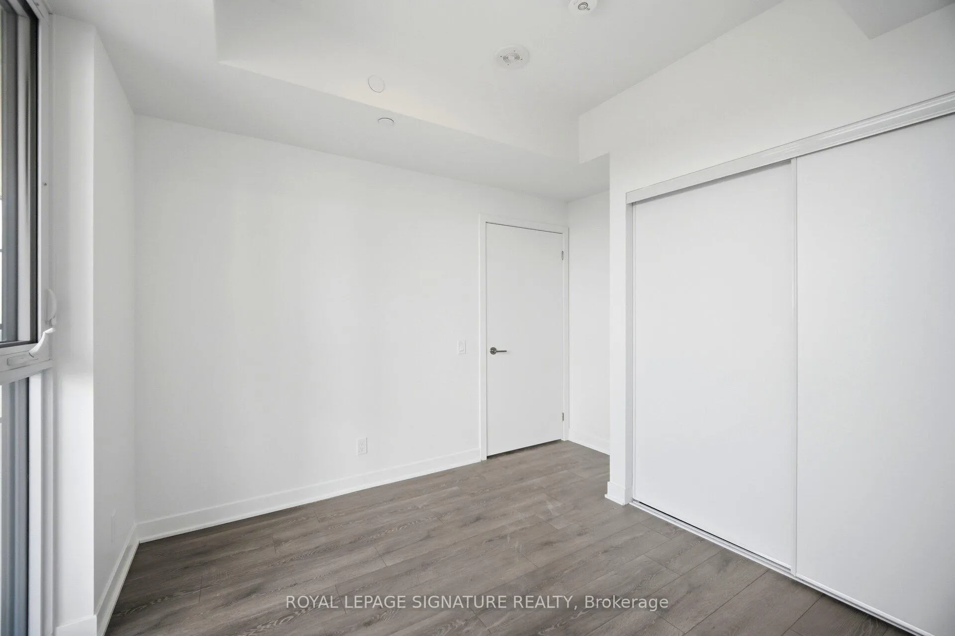 Photo 22 of Unit 805, 10 Flavelle Trail, Vaughan, Steeles West Industrial — HOMEH