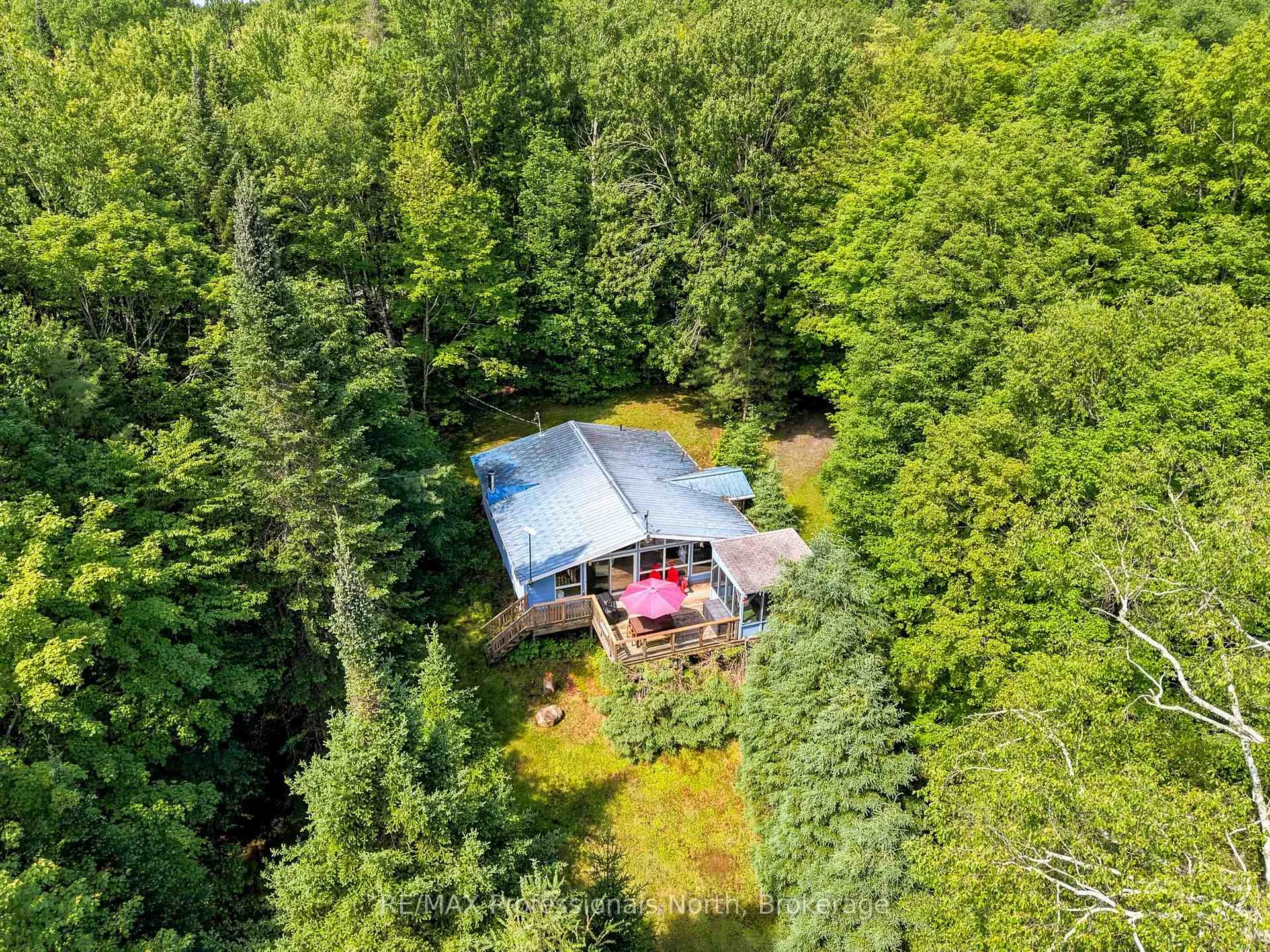 Photo 5 of 1245 Sherwood Forest Road, Bracebridge, Oakley — HOMEH