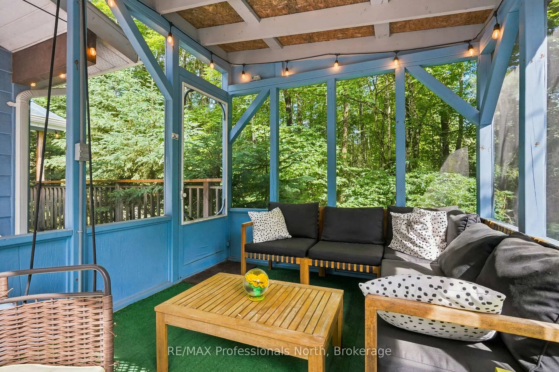 Photo 17 of 1245 Sherwood Forest Road, Bracebridge, Oakley — HOMEH