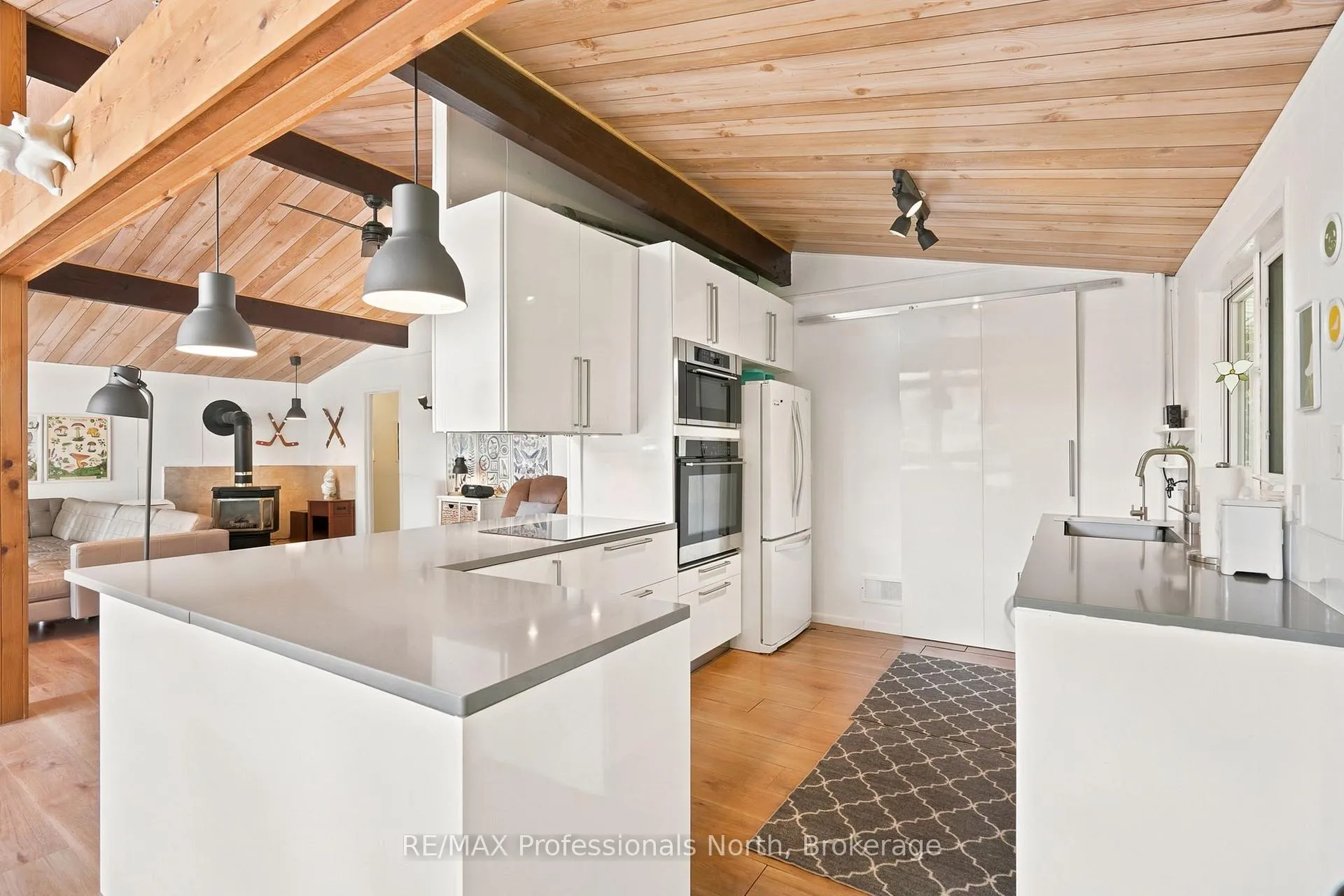 Photo 31 of 1245 Sherwood Forest Road, Bracebridge, Oakley — HOMEH