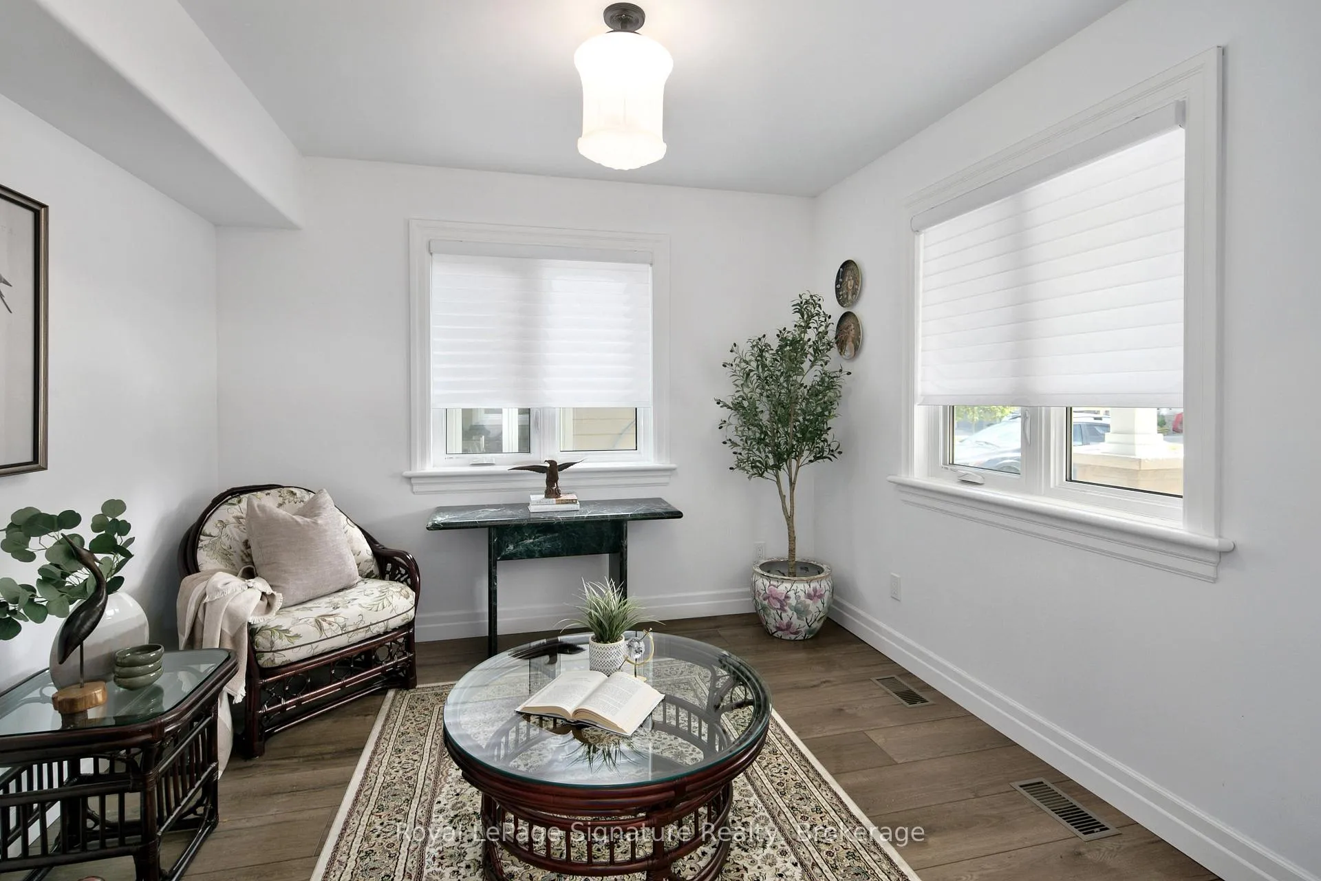 Photo 5 of 114 Dove Drive W, Blue Mountains — HOMEH