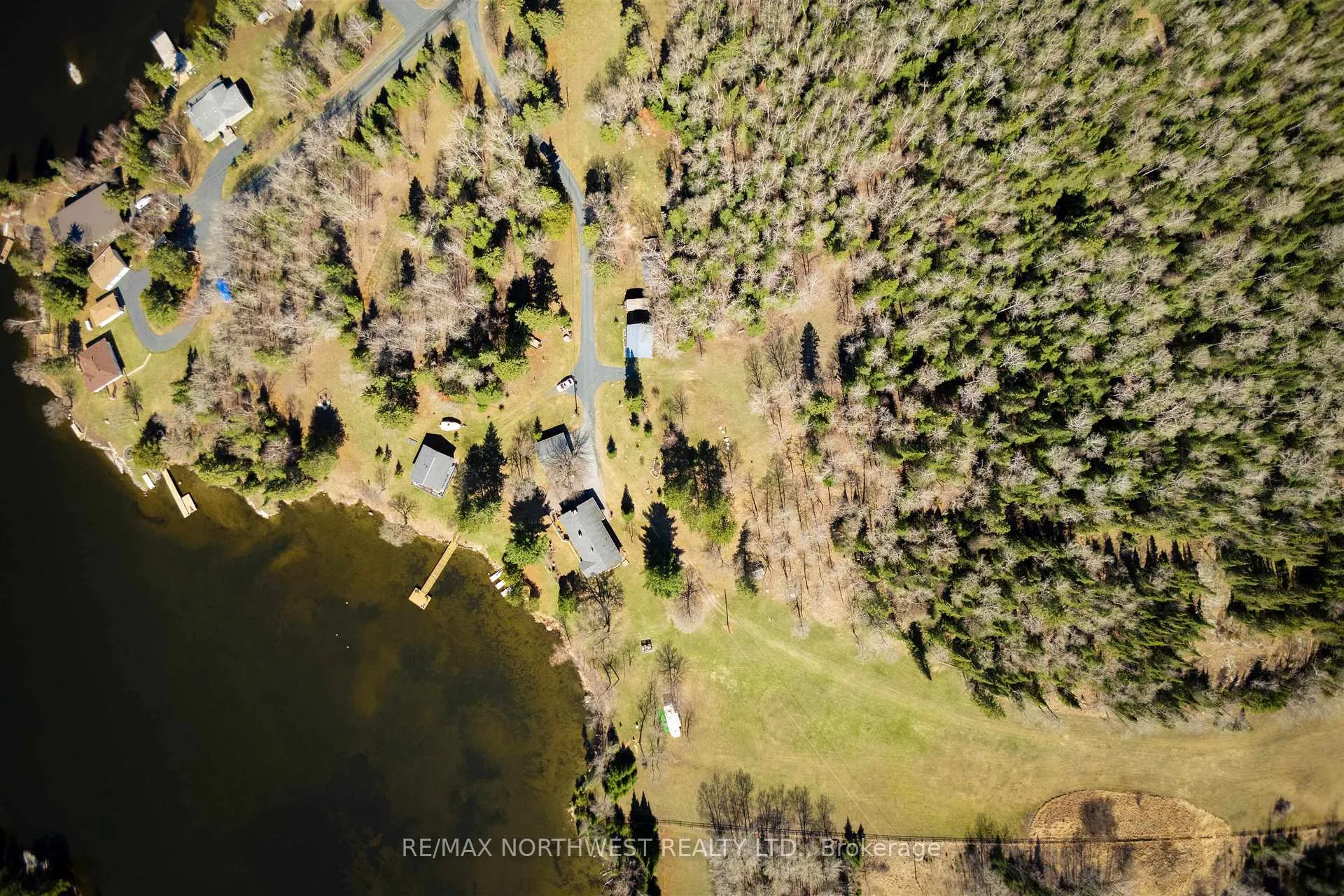Photo 49 of 78 Point Road, Kenora Remote Area, West of Kenora — HOMEH