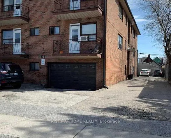 Photo 1 of Unit 4, 115 Eighth Street, Etobicoke, New Toronto — HOMEH