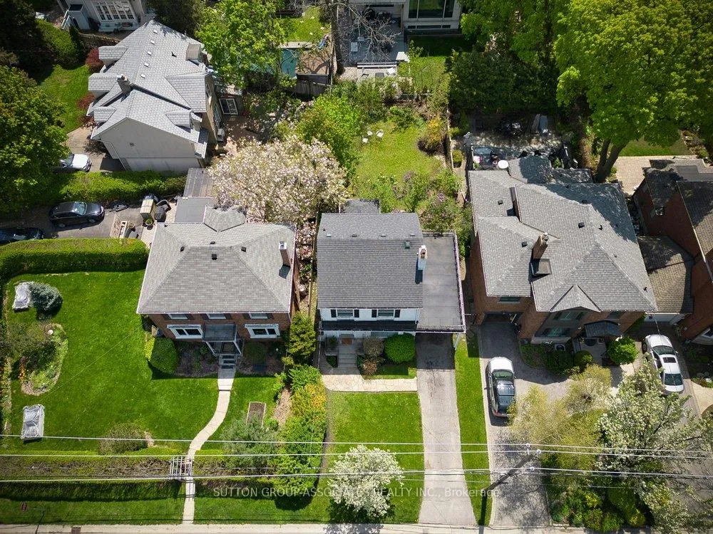 Photo 5 of 5 Delhi Avenue, Toronto, Bedford Park-Nortown — HOMEH