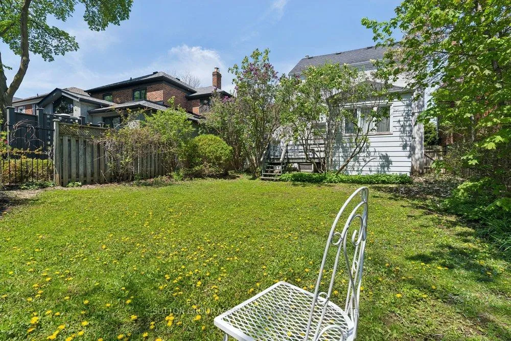 Photo 7 of 5 Delhi Avenue, Toronto, Bedford Park-Nortown — HOMEH