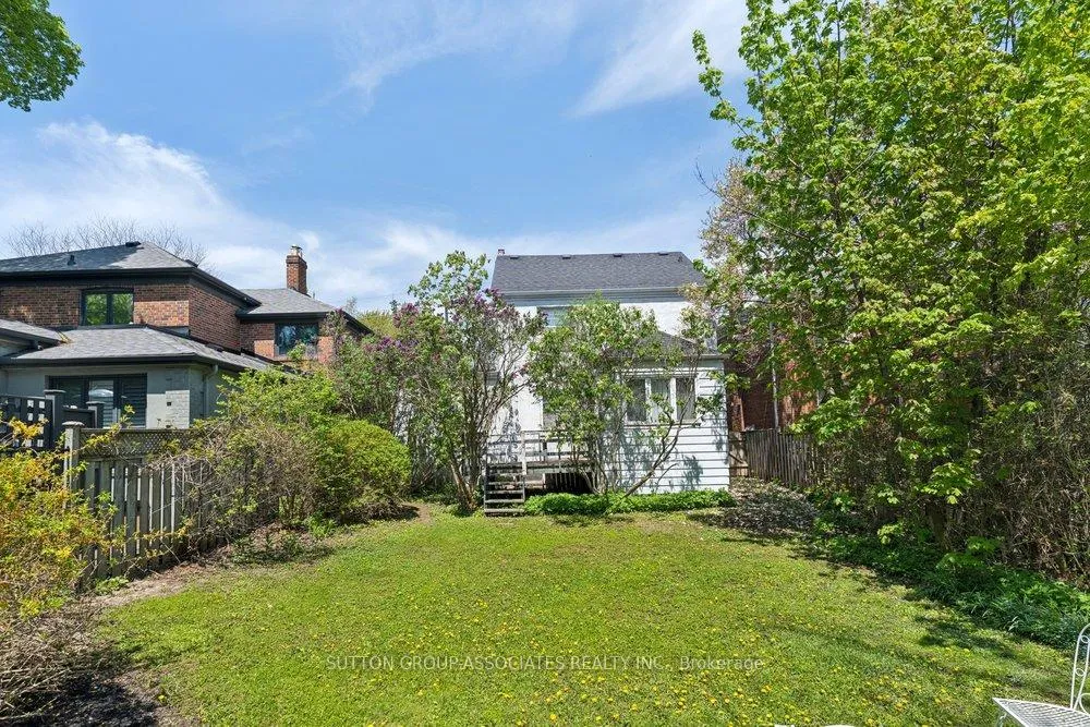 Photo 8 of 5 Delhi Avenue, Toronto, Bedford Park-Nortown — HOMEH
