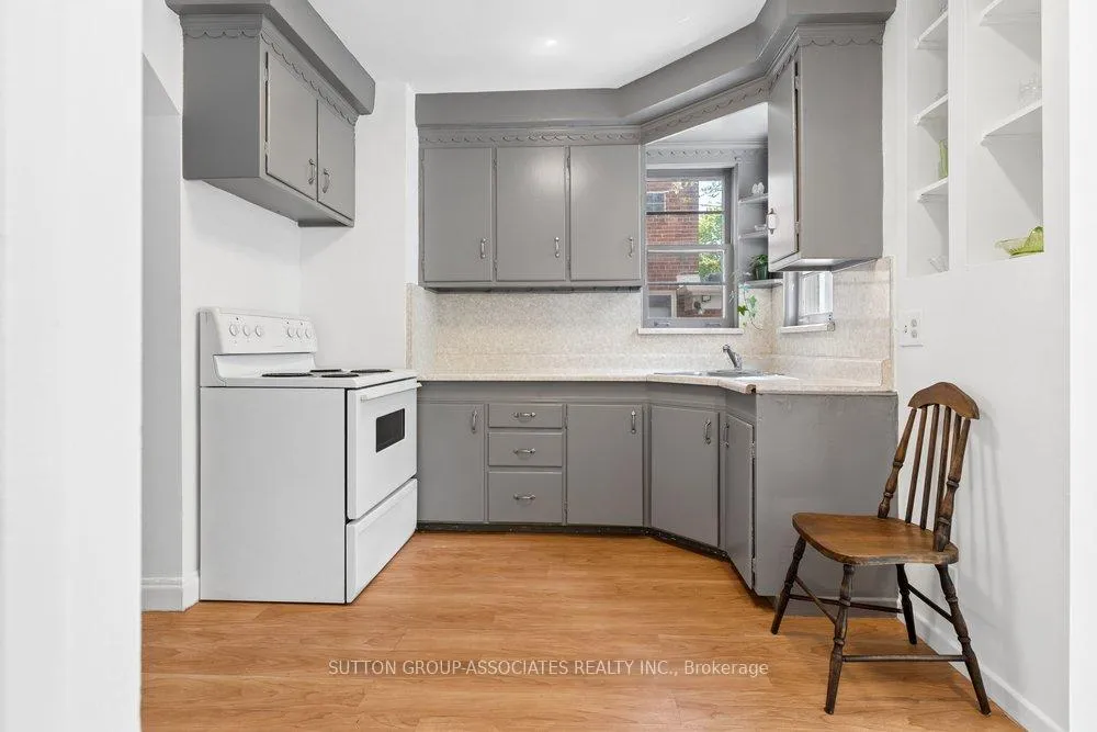 Photo 24 of 5 Delhi Avenue, Toronto, Bedford Park-Nortown — HOMEH