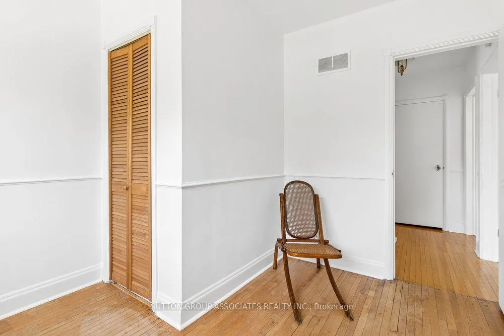 Photo 33 of 5 Delhi Avenue, Toronto, Bedford Park-Nortown — HOMEH