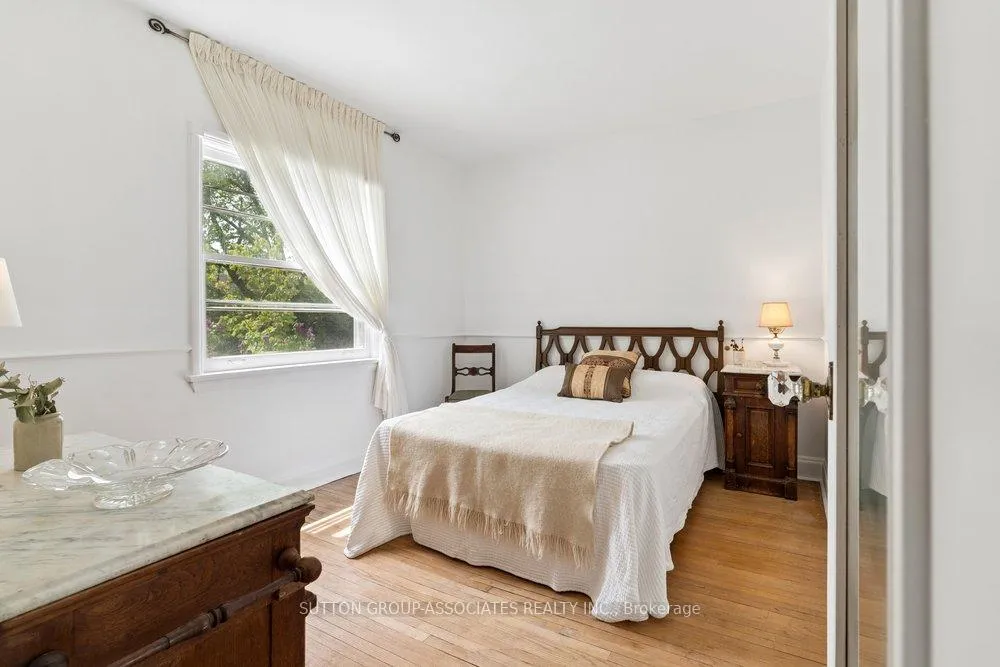 Photo 37 of 5 Delhi Avenue, Toronto, Bedford Park-Nortown — HOMEH