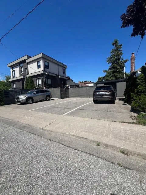 Photo 1 of Unit Unit 1, 379 O'Connor Drive, Toronto, East York — HOMEH
