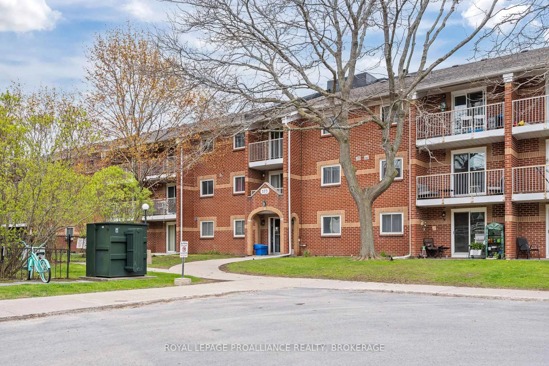 Photo 2 of Unit 306, 573 Armstrong Road, Kingston, East Gardiners Rd — HOMEH