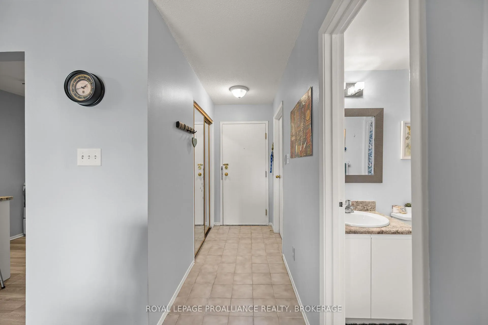 Photo 5 of Unit 306, 573 Armstrong Road, Kingston, East Gardiners Rd — HOMEH