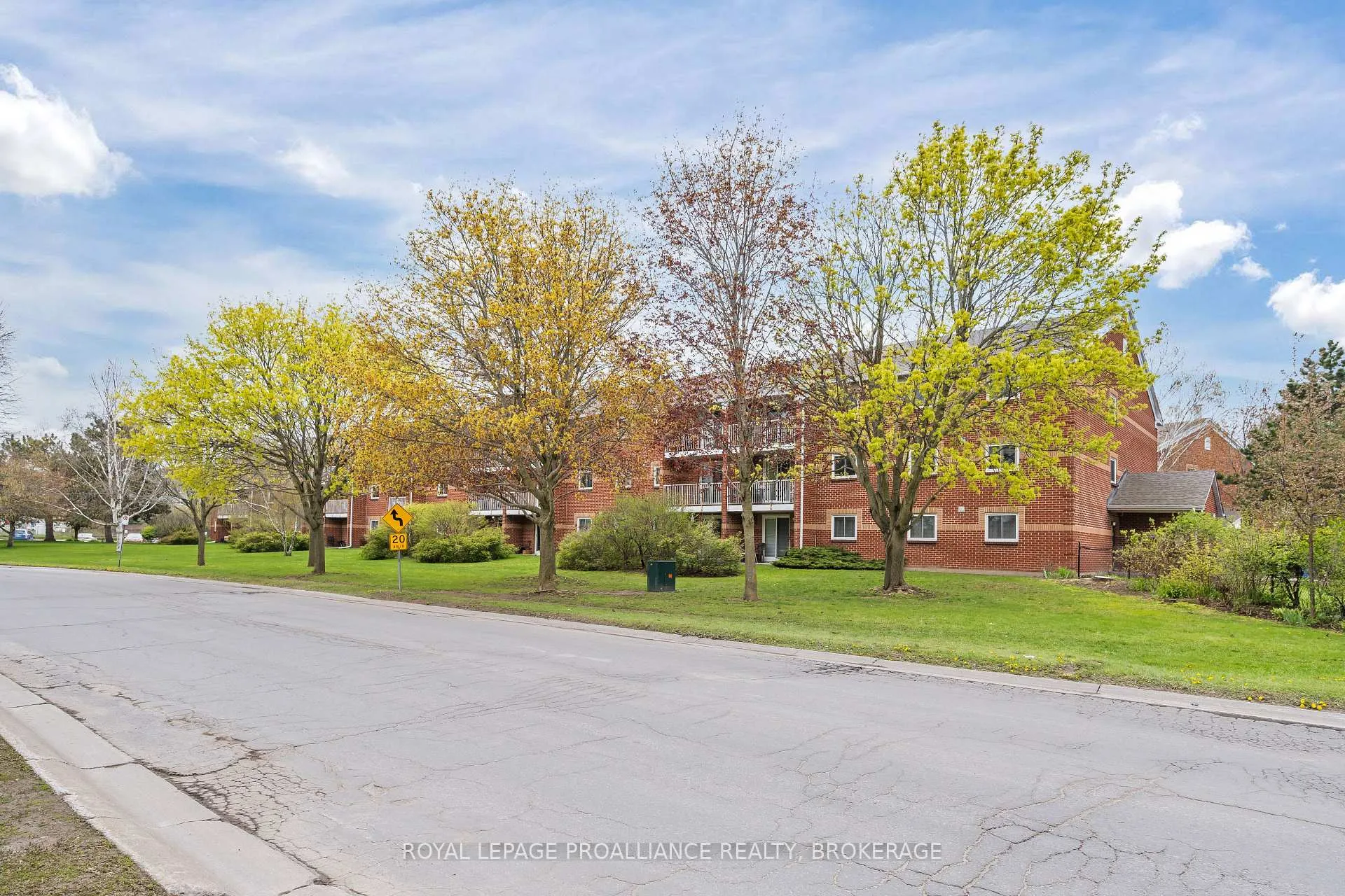 Photo 18 of Unit 306, 573 Armstrong Road, Kingston, East Gardiners Rd — HOMEH
