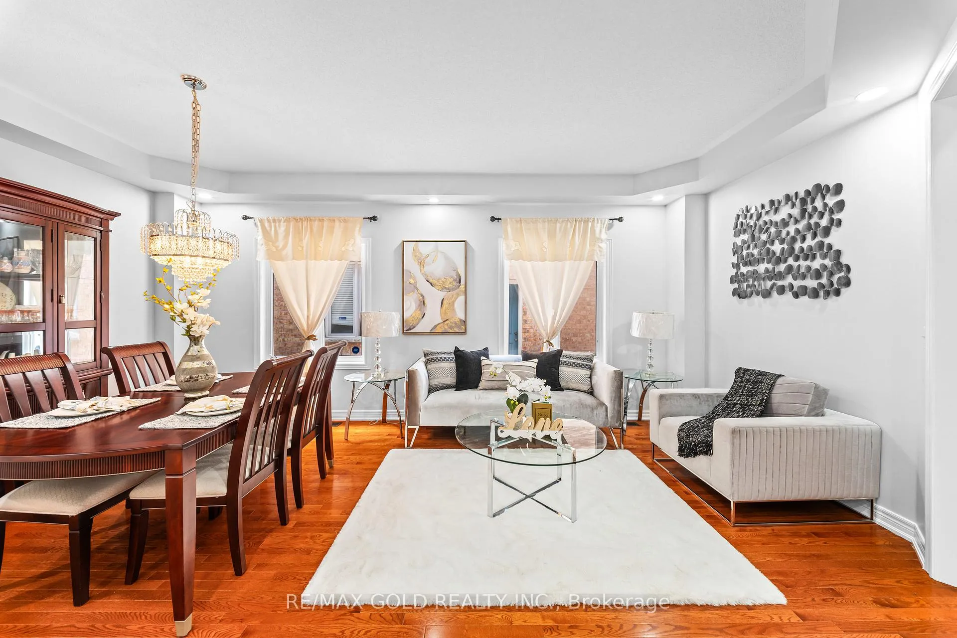 Photo 10 of 14 Dovehaven Crescent, Brampton, Bram East — HOMEH