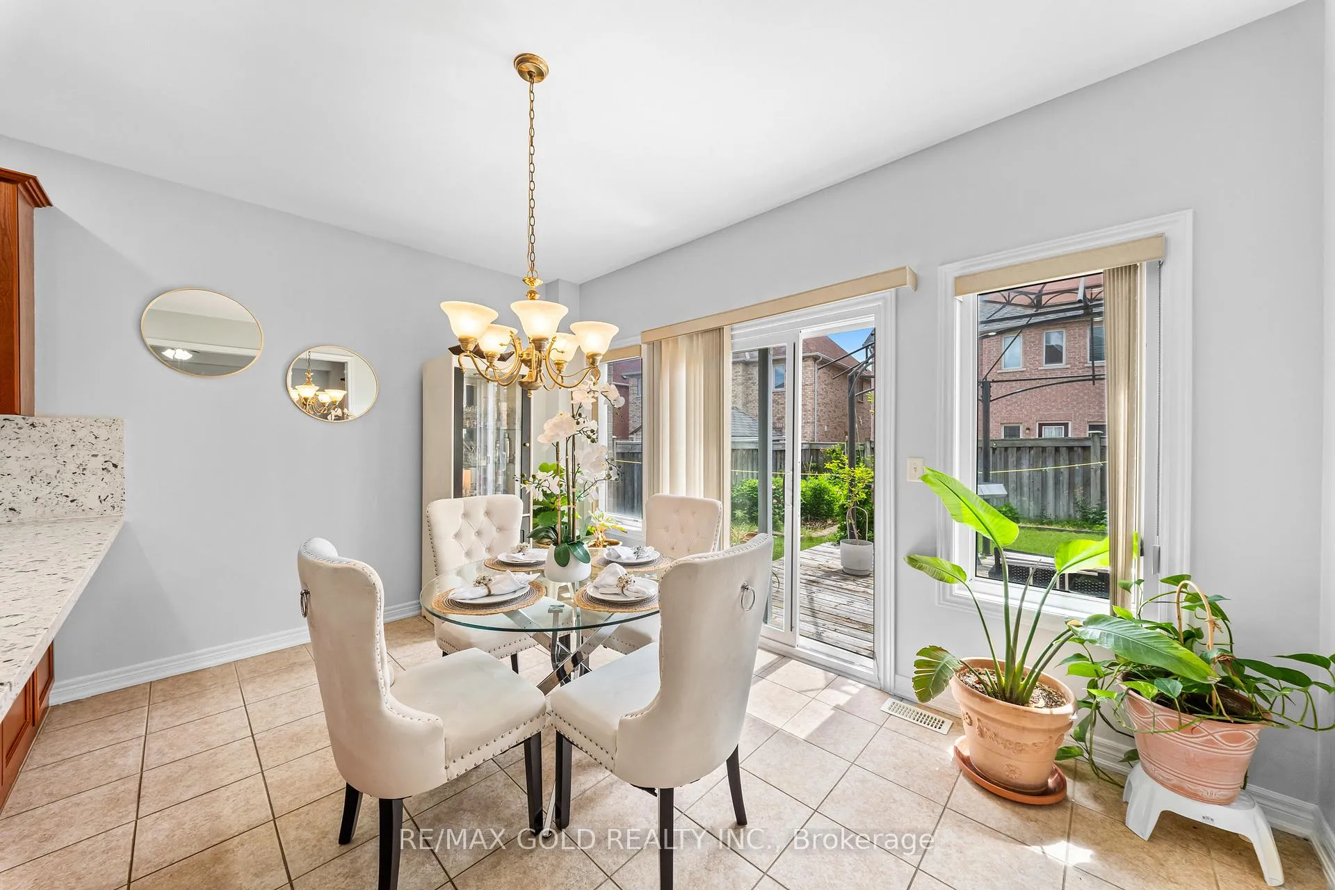 Photo 15 of 14 Dovehaven Crescent, Brampton, Bram East — HOMEH