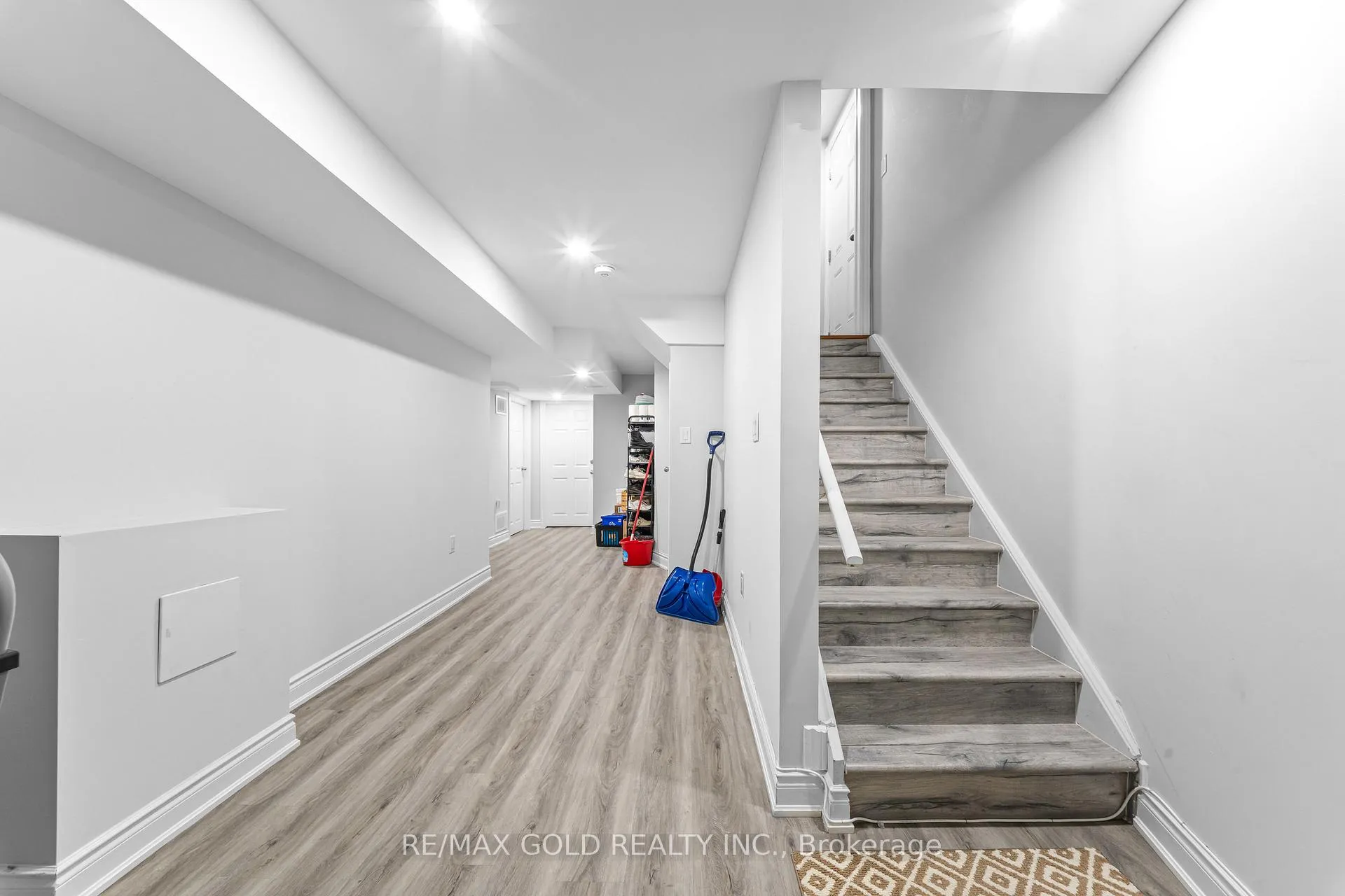 Photo 41 of 14 Dovehaven Crescent, Brampton, Bram East — HOMEH