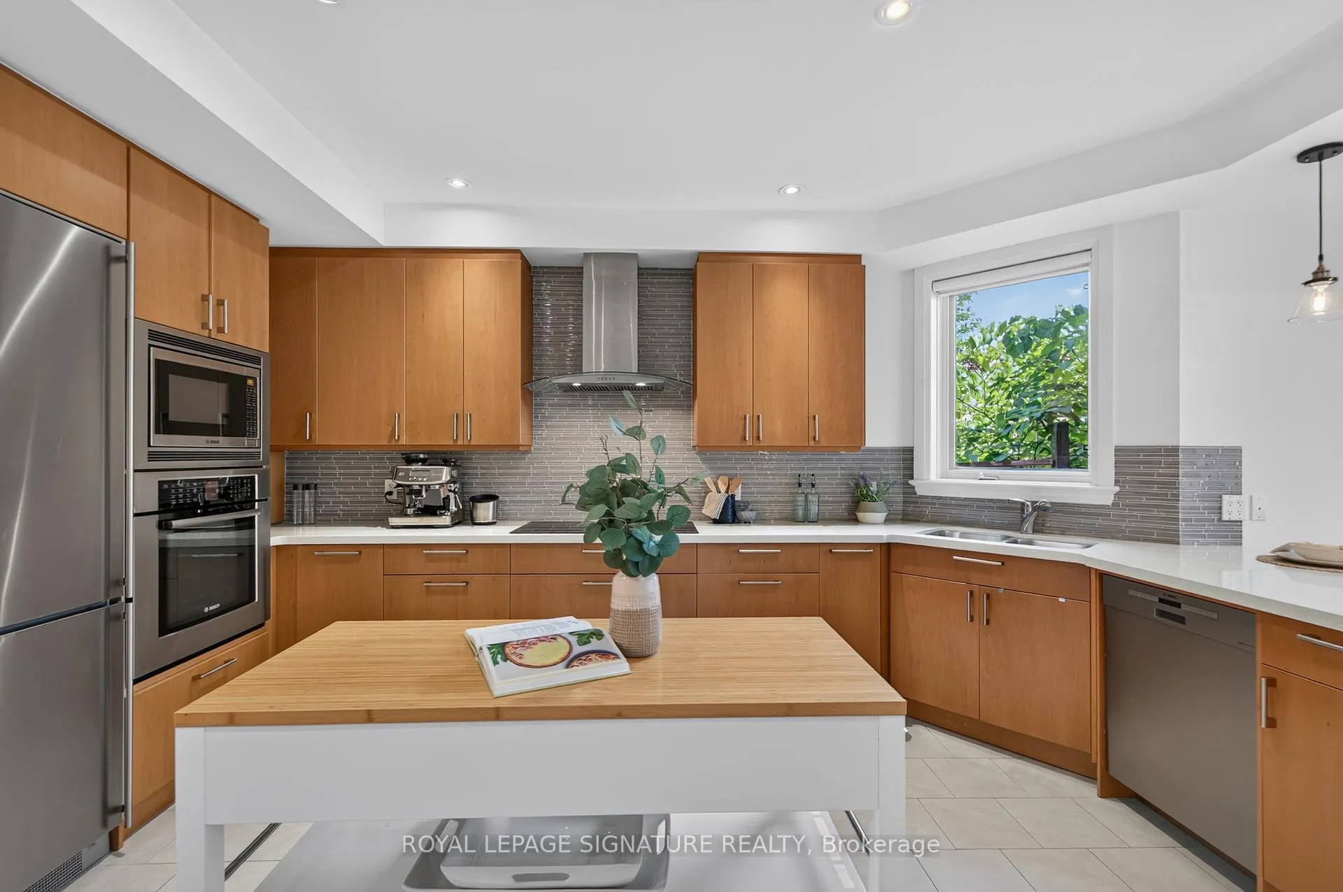 Photo 5 of 57 Bowden Street, Toronto, North Riverdale — HOMEH