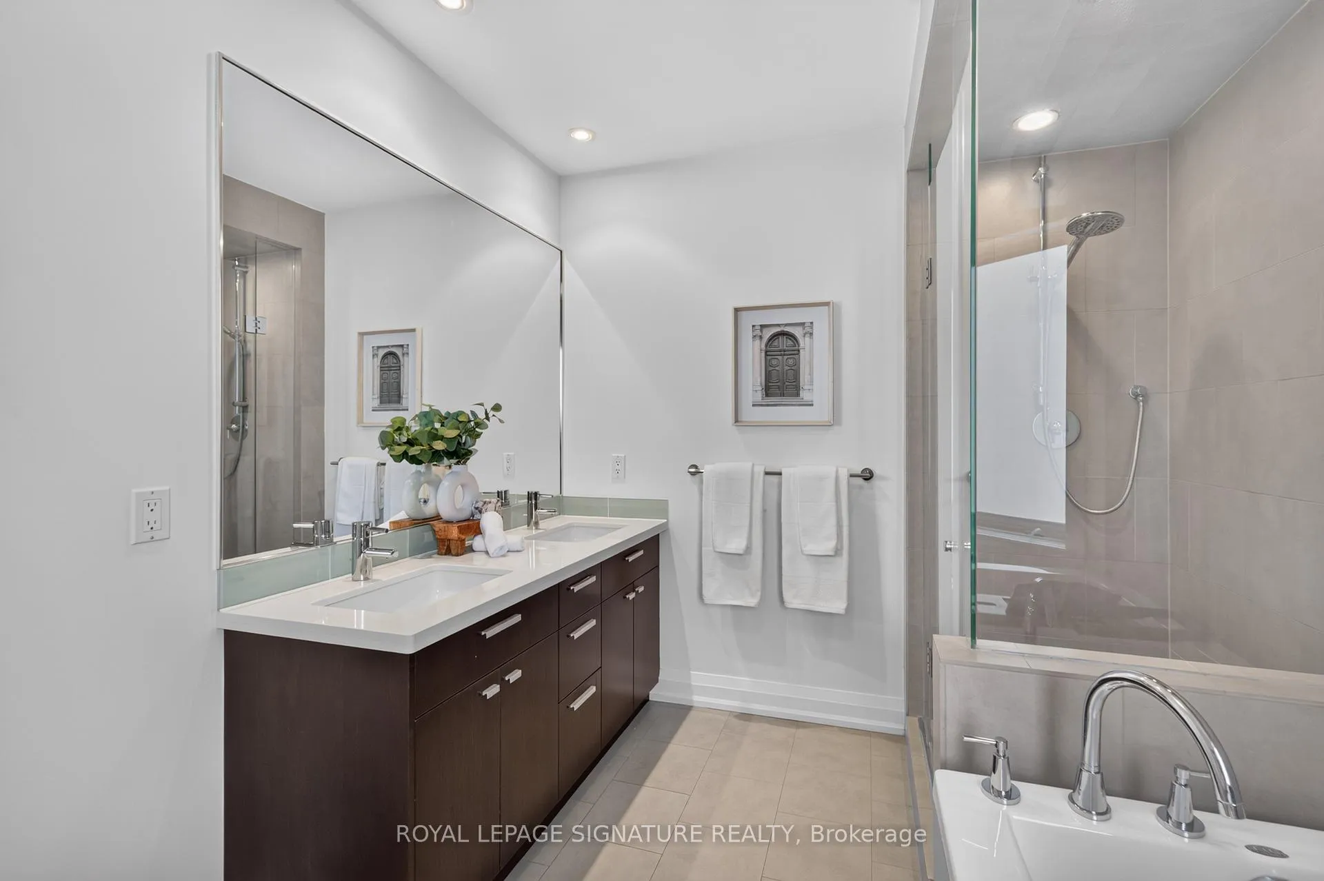 Photo 16 of 57 Bowden Street, Toronto, North Riverdale — HOMEH
