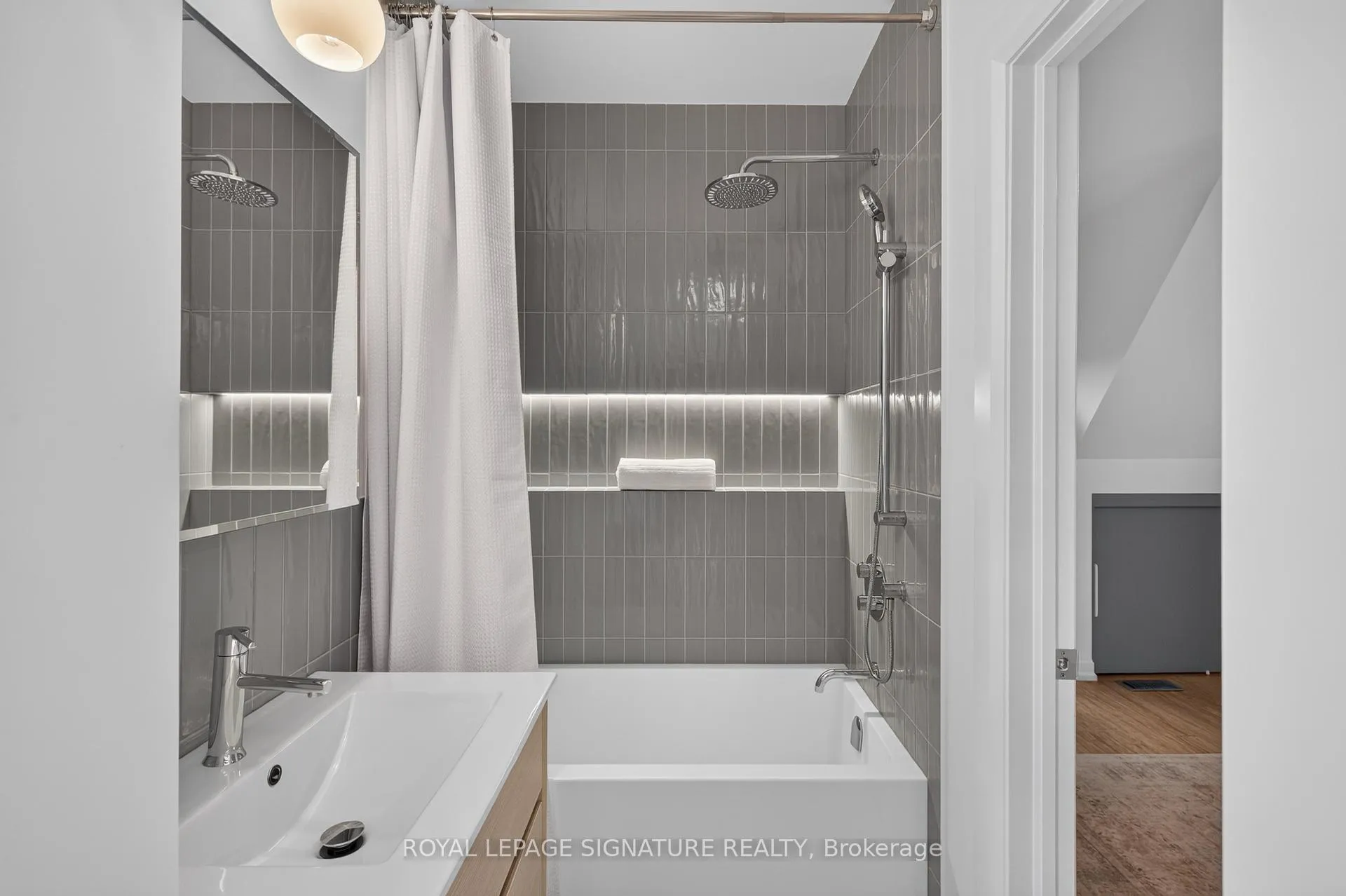 Photo 21 of 57 Bowden Street, Toronto, North Riverdale — HOMEH