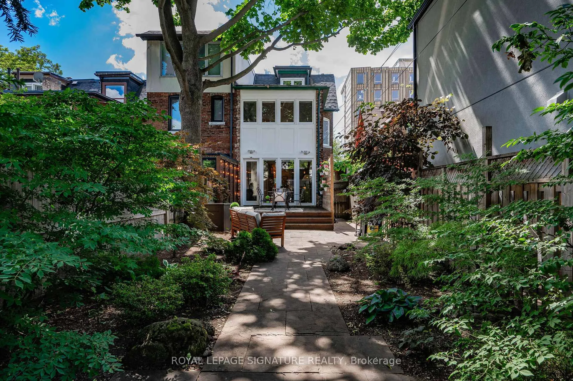 Photo 39 of 57 Bowden Street, Toronto, North Riverdale — HOMEH