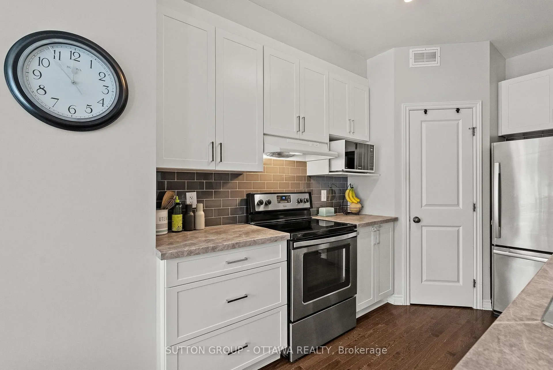 Photo 9 of 711 Hazelnut Crescent, Ottawa, Blossom Park/Kemp Park/Findlay Creek — HOMEH