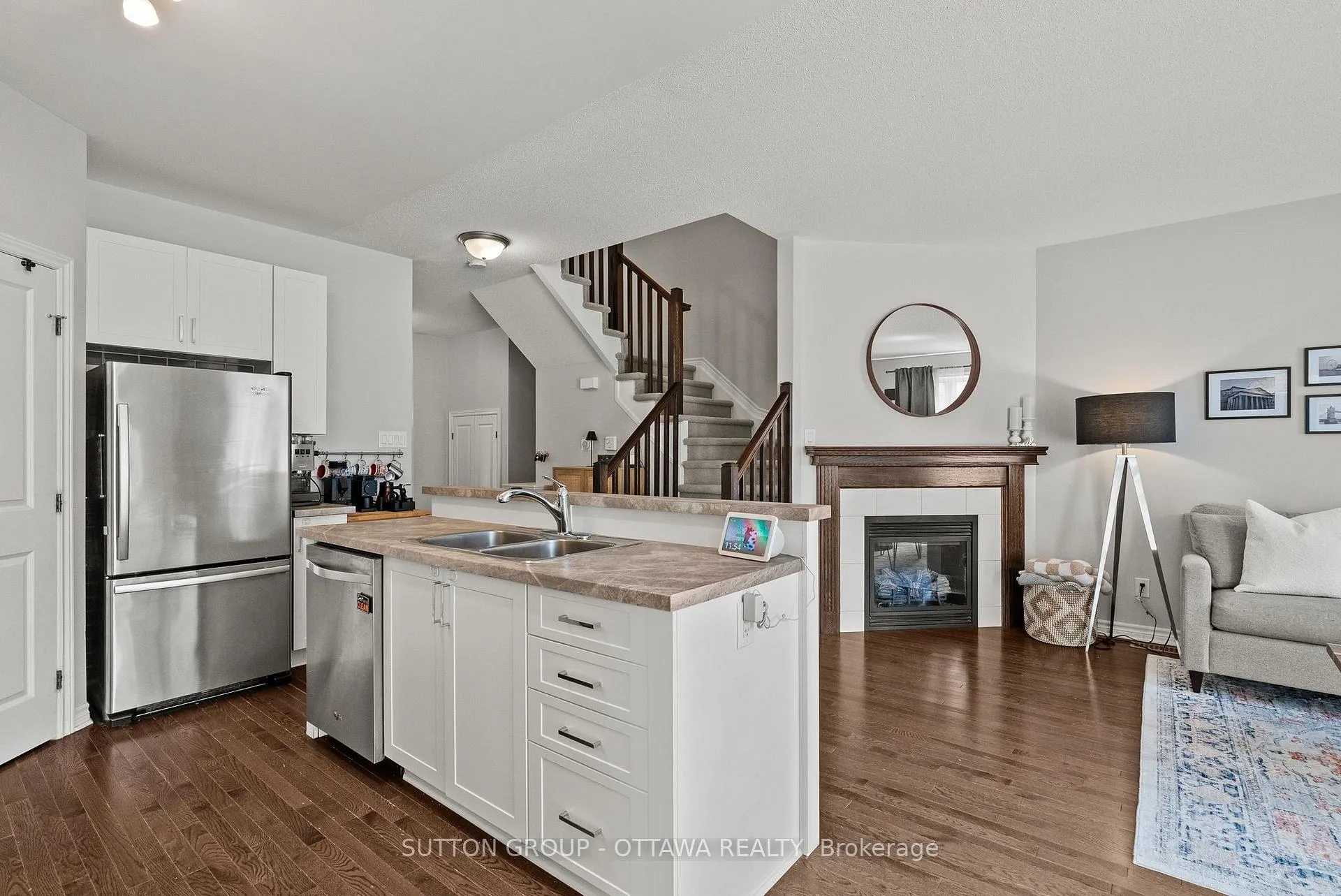 Photo 12 of 711 Hazelnut Crescent, Ottawa, Blossom Park/Kemp Park/Findlay Creek — HOMEH
