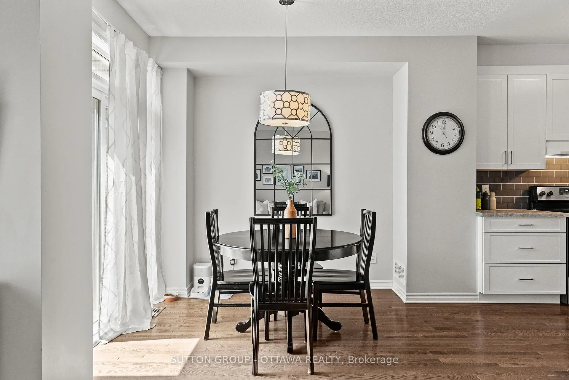 Photo 14 of 711 Hazelnut Crescent, Ottawa, Blossom Park/Kemp Park/Findlay Creek — HOMEH