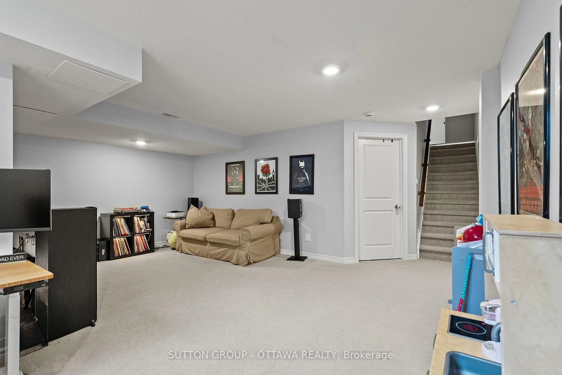 Photo 34 of 711 Hazelnut Crescent, Ottawa, Blossom Park/Kemp Park/Findlay Creek — HOMEH