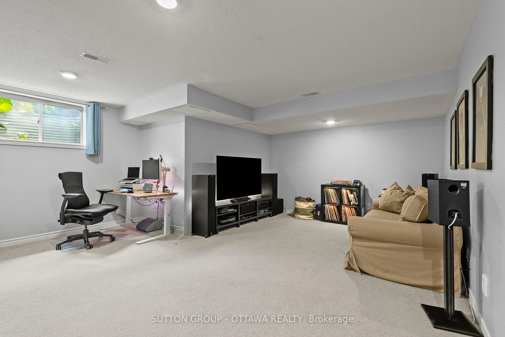 Photo 35 of 711 Hazelnut Crescent, Ottawa, Blossom Park/Kemp Park/Findlay Creek — HOMEH