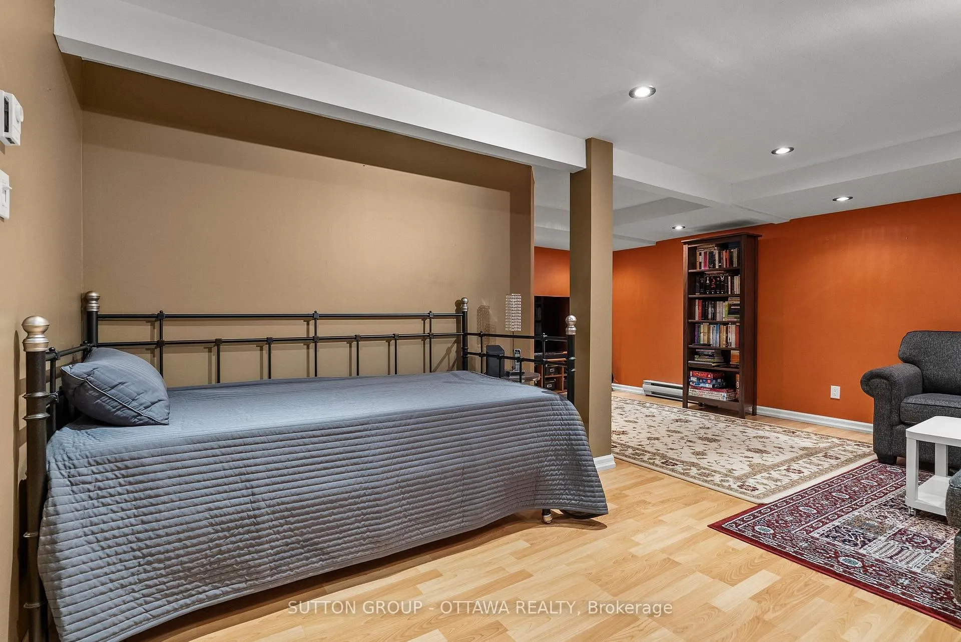Photo 36 of 200 McCurdy Drive, Ottawa, Kanata - Katimavik — HOMEH
