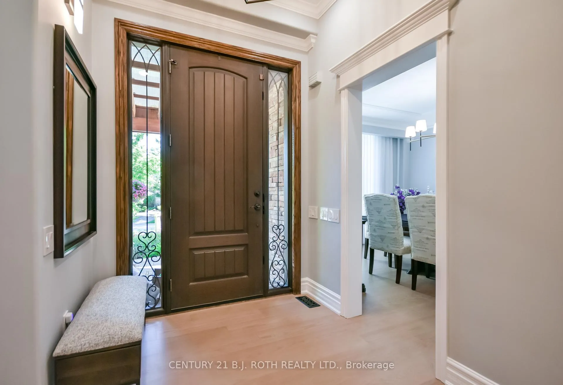 Photo 4 of 140 Wildwood Trail, Barrie, Ardagh — HOMEH
