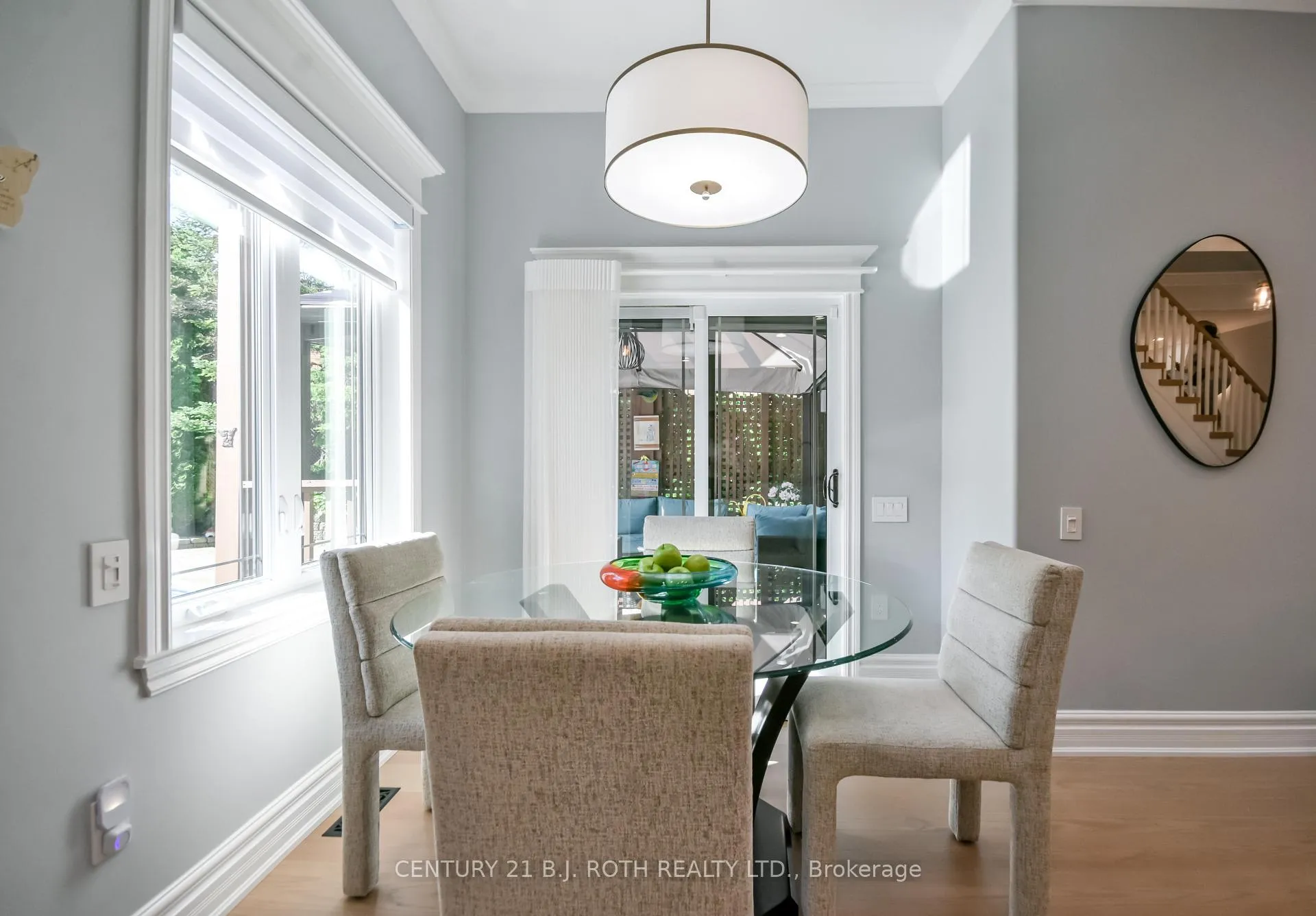 Photo 10 of 140 Wildwood Trail, Barrie, Ardagh — HOMEH
