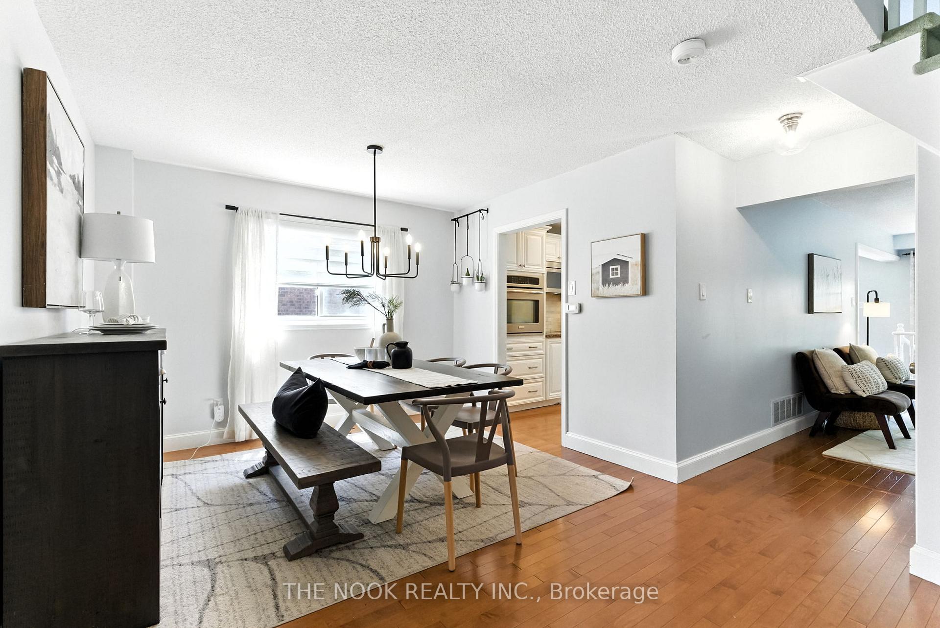 Photo 12 of 101 Poolton Crescent, Clarington, Courtice — HOMEH