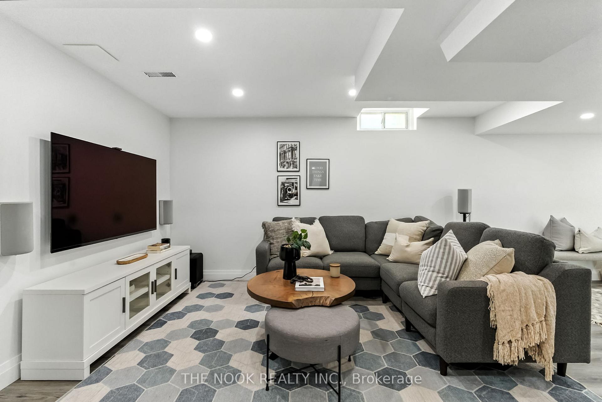 Photo 40 of 101 Poolton Crescent, Clarington, Courtice — HOMEH