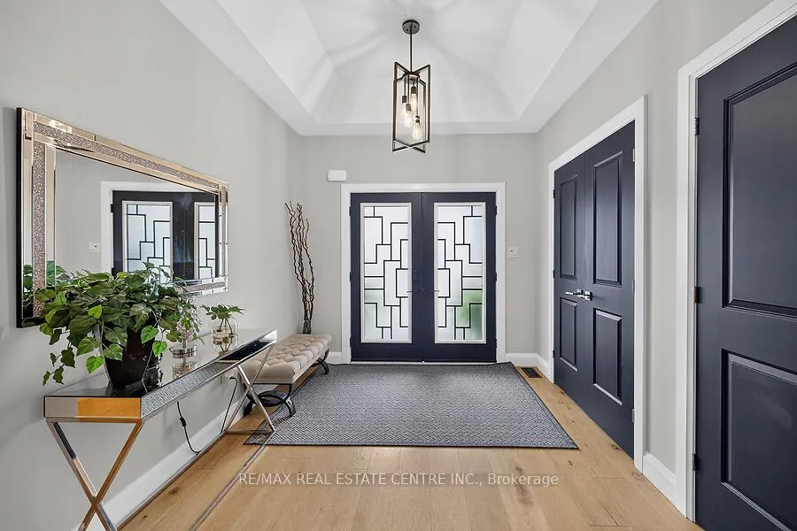 Photo 5 of 42 Bluenose Drive, Norfolk, Port Dover — HOMEH