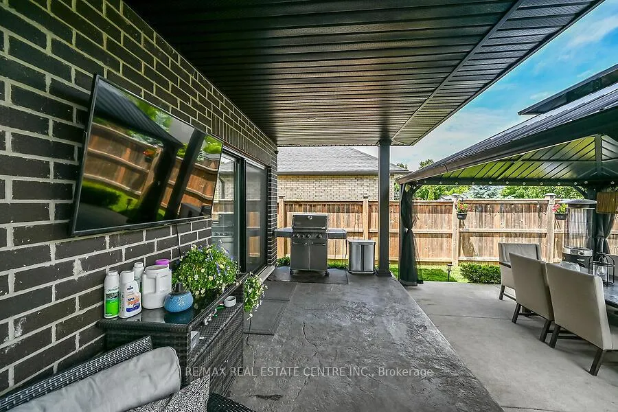 Photo 38 of 42 Bluenose Drive, Norfolk, Port Dover — HOMEH