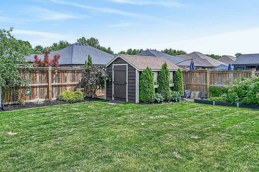Photo 41 of 42 Bluenose Drive, Norfolk, Port Dover — HOMEH
