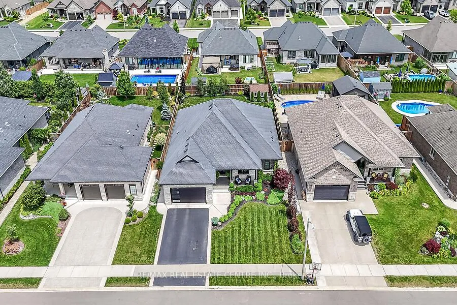 Photo 43 of 42 Bluenose Drive, Norfolk, Port Dover — HOMEH