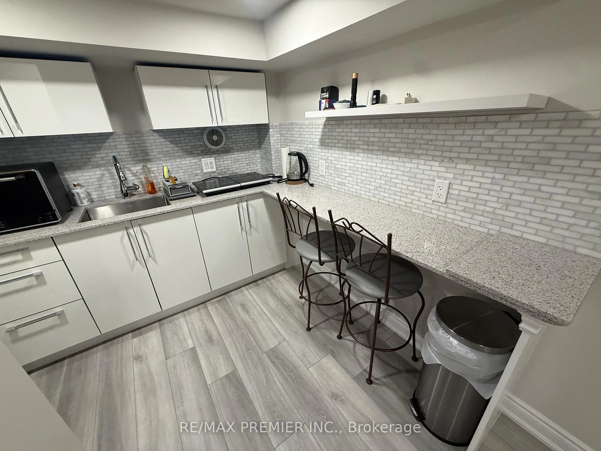 Photo 7 of Unit LOWER, 77 Largo Crescent, Vaughan, Maple — HOMEH