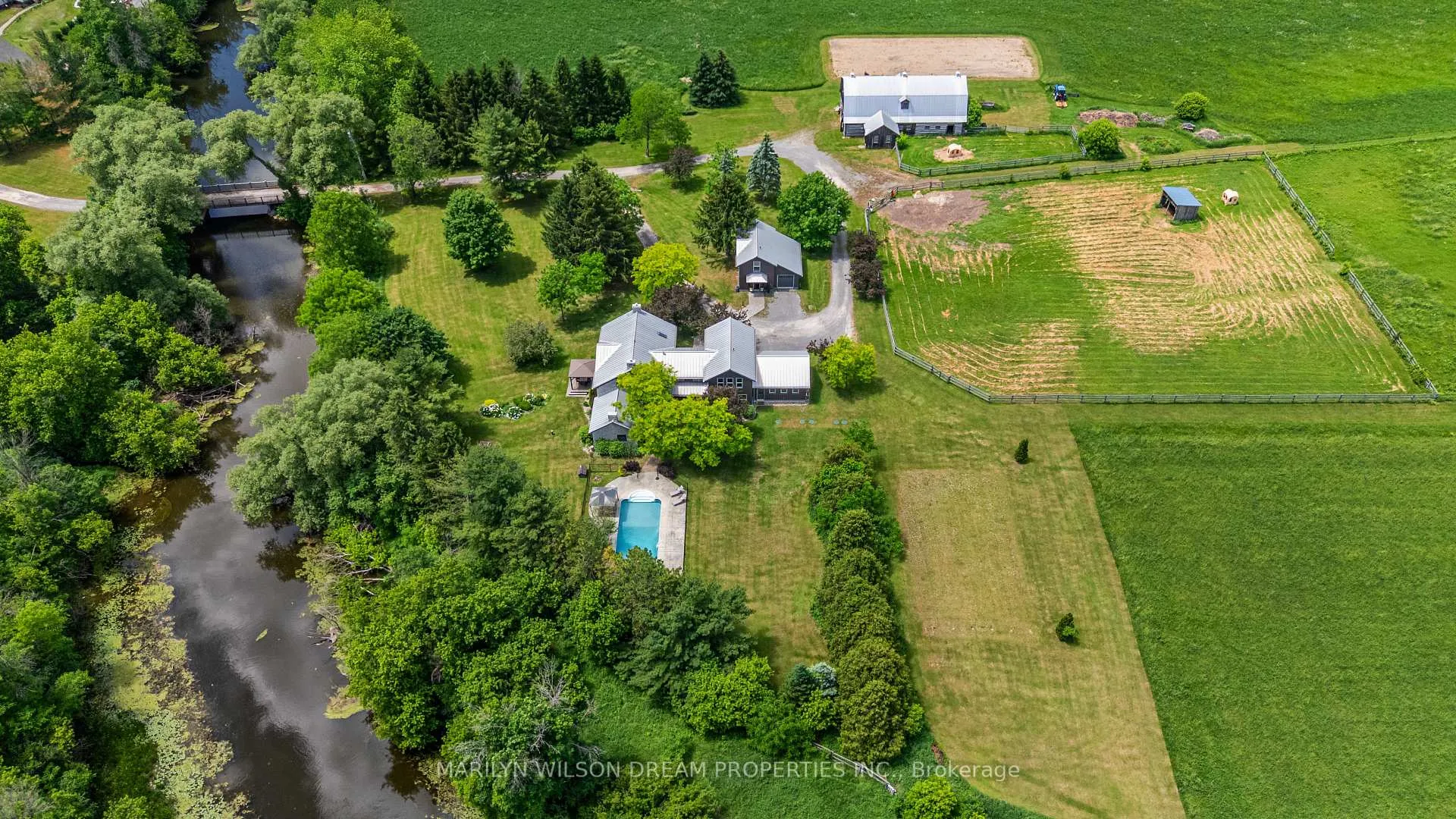 Photo 3 of 3856 Loggers Way, Ottawa, Fitzroy — HOMEH