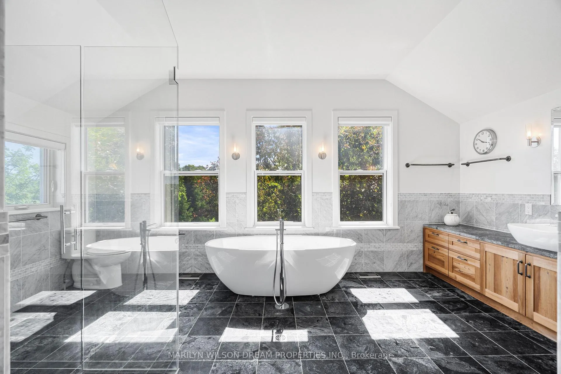 Photo 22 of 3856 Loggers Way, Ottawa, Fitzroy — HOMEH